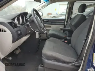 2010 Dodge Grand Caravan Hero with VIN 2D4RN3D15AR390052, listed as a Copart auction lot 50965865 with 159,741 mi miles and Salvage Title. Bid and sale history available at DreamBid. Image 7.