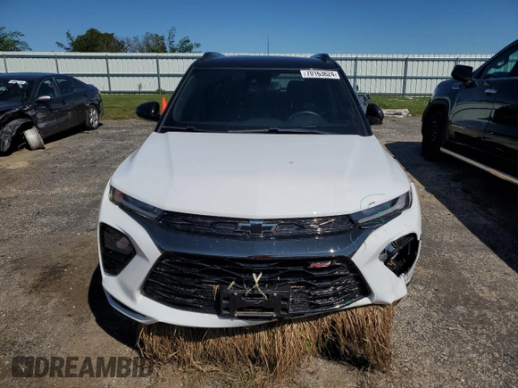2021 Chevrolet TrailBlazer RS with VIN KL79MTSLXMB118343, listed as a Copart auction lot 70163624 with 49,889 mi miles and Salvage Title. Bid and sale history available at DreamBid. Image 5.