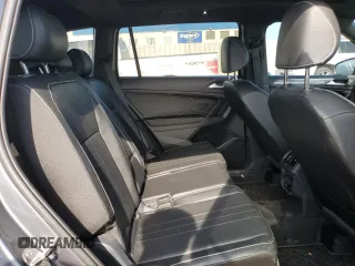 2024 Volkswagen Tiguan SE R-Line Black z VIN 3VV8B7AX6RM105221, wystawiony jako Copart lot #60552975 z przebiegiem 14 953 mil mil oraz Szkoda całkowita • Salvage title. Historia ofert i sprzedaży dostępna na DreamBid. Obrazek 11.