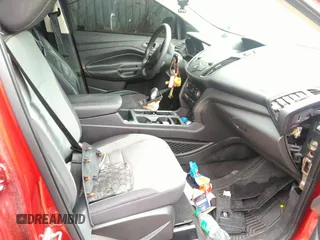 2019 Ford Escape S с VIN 1FMCU0F74KUB00583, выставлен на аукционе IAAI как лот 41341599 с пробегом 105 561 миль миль и . История ставок и продаж доступна на DreamBid. Изображение 5.