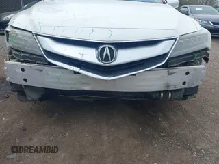 2016 Acura ILX z VIN 19UDE2F33GA013007, wystawiony jako IAAI lot #41902439 z przebiegiem 123 447 mil mil oraz . Historia ofert i sprzedaży dostępna na DreamBid. Obrazek 6.