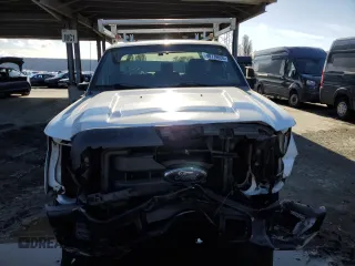 2014 Ford F-250 XL with VIN 1FDBF2A61EEA62194, listed as a Copart auction lot 48779655 with 262,168 mi miles and Clean title. Bid and sale history available at DreamBid. Image 5.