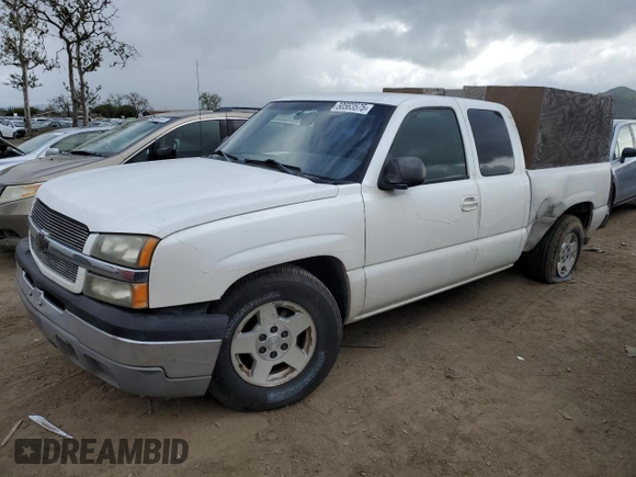 2004 Chevrolet Silverado 1500 LS with VIN 2GCEC19V041101826, listed as a Copart auction lot 50563575 with 215,161 mi miles and Salvage Title. Bid and sale history available at carsss.com. Image 1.