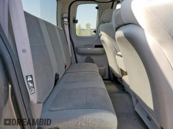 2002 Ford F-150 XL with VIN 1FTPX18L32NB65156, listed as a Copart auction lot 61418955 with 176,622 mi miles and Salvage title. Bid and sale history available at DreamBid. Image 10.