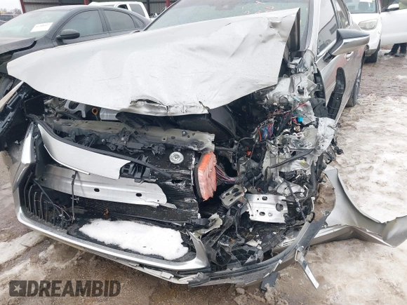 2021 Lexus ES with VIN 58ADZ1B15MU107499, listed as a IAAI auction lot 41742998 with 1 mi miles. Bid and sale history available at carsss.com. Image 6.