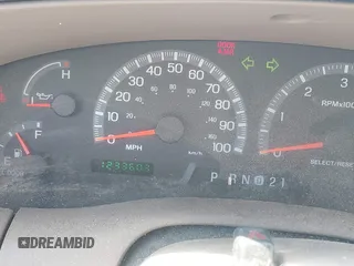 2001 Ford Expedition Eddie Bauer with VIN 1FMPU18LX1LA91135, listed as a IAAI auction lot 42737489 with 123,360 mi miles and . Bid and sale history available at DreamBid. Image 7.