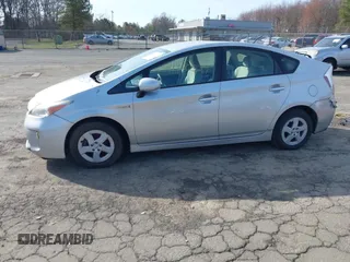 2011 Toyota Prius I with VIN JTDKN3DU7B5327736, listed as a IAAI auction lot 41922229 with 210,028 mi miles. Bid and sale history available at carsss.com. Image 15.