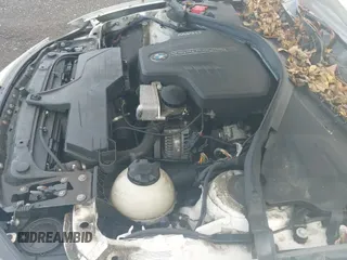 2013 BMW 3 Series 328i xDrive z VIN WBA3B5C54DF591140, wystawiony jako IAAI lot #43298208 z przebiegiem 125 764 mil mil oraz . Historia ofert i sprzedaży dostępna na DreamBid. Obrazek 20.