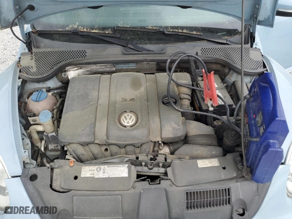 2012 Volkswagen Beetle 2.5L with VIN 3VWJX7AT3CM638565, listed as a Copart auction lot 51822625 with 214,341 mi miles and Salvage Title. Bid and sale history available at carsss.com. Image 11.
