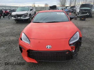 2024 Toyota GR86 Premium with VIN JF1ZNBE16R8756488, listed as a Copart auction lot 82398774 with 6,717 mi miles and Salvage Title. Bid and sale history available at carsss.com. Image 5.