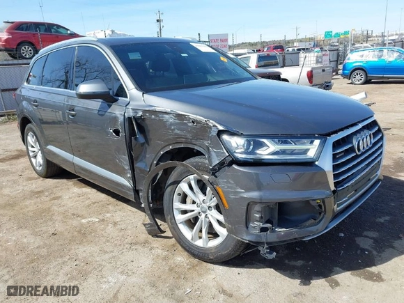 2018 Audi Q7 Premium Plus with VIN WA1LAAF77JD044196, listed as a IAAI auction lot 41867684 with 84,666 mi miles. Bid and sale history available at carsss.com. Image 1.
