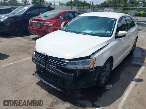 2013 Volkswagen Jetta SE with VIN 3VWDX7AJ1DM319114, listed as a IAAI auction lot 42295095 with 164,583 mi miles and . Bid and sale history available at DreamBid. Image 6.