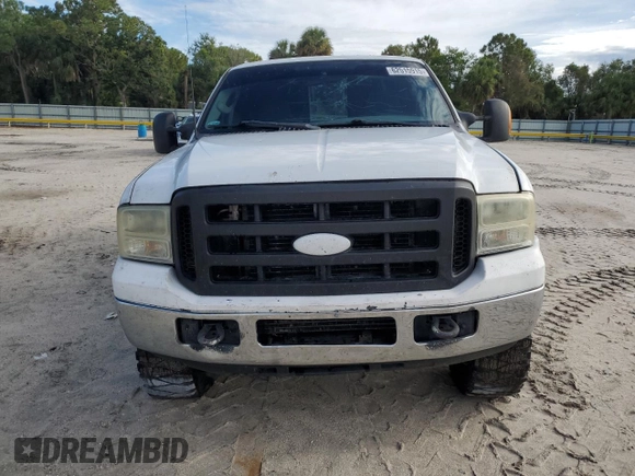 2006 Ford F-250 XL with VIN 1FTSF21P16ED54023, listed as a Copart auction lot 62515915 with 208,888 mi miles and Salvage title. Bid and sale history available at DreamBid. Image 5.