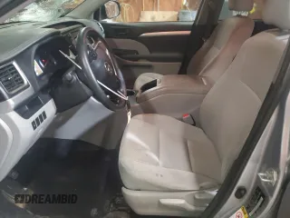 2015 Toyota Highlander LE z VIN 5TDBKRFHXFS217825, wystawiony jako Copart lot #57860765 z przebiegiem 221 930 mil mil oraz Szkoda całkowita • Salvage title. Historia ofert i sprzedaży dostępna na DreamBid. Obrazek 7.
