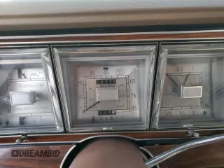 1980 Lincoln Continental with VIN 0Y90G643044, listed as a Copart auction lot 80618964 with 14,372 mi miles and Clean Title. Bid and sale history available at DreamBid. Image 9.
