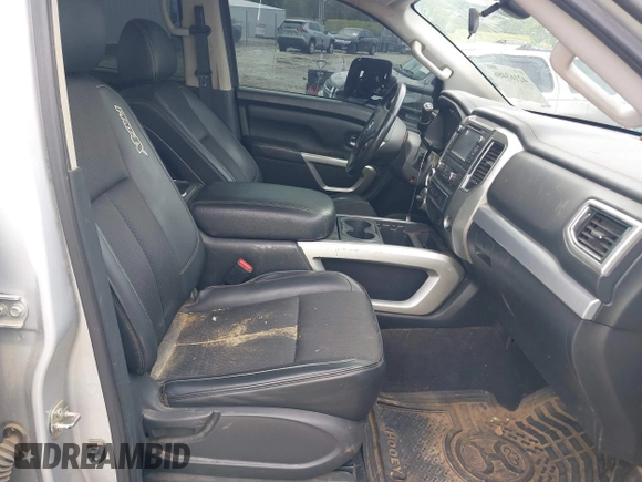 2017 Nissan Titan Pro-4X z VIN 1N6BA1F45HN529090, wystawiony jako IAAI lot #42163486 z przebiegiem 162 226 mil mil oraz . Historia ofert i sprzedaży dostępna na DreamBid. Obrazek 5.