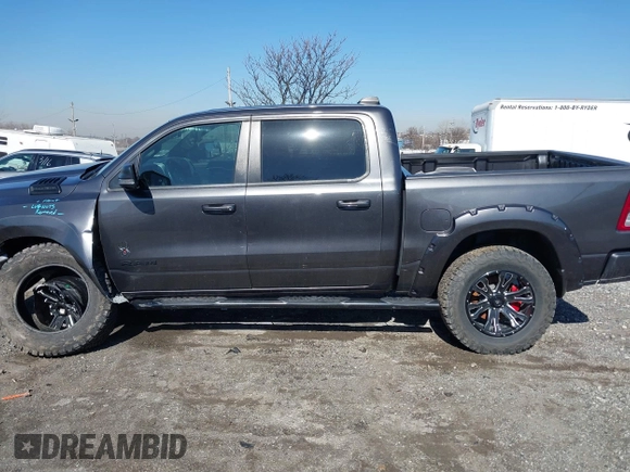 2022 Ram 1500 Big Horn with VIN 1C6SRFFTXNN236241, listed as a IAAI auction lot 41815333 with 37,813 mi miles. Bid and sale history available at carsss.com. Image 14.