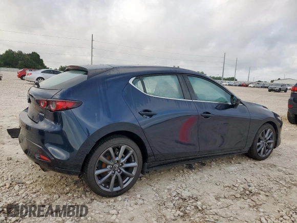 2021 Mazda 3 Preferred with VIN JM1BPBLLXM1346269, listed as a Copart auction lot 64181615 with 64,029 mi miles and Salvage title. Bid and sale history available at DreamBid. Image 3.