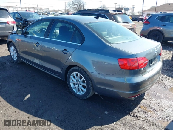 2013 Volkswagen Jetta SE with VIN 3VWDP7AJXDM427960, listed as a IAAI auction lot 41814030 with 105,287 mi miles and . Bid and sale history available at DreamBid. Image 3.