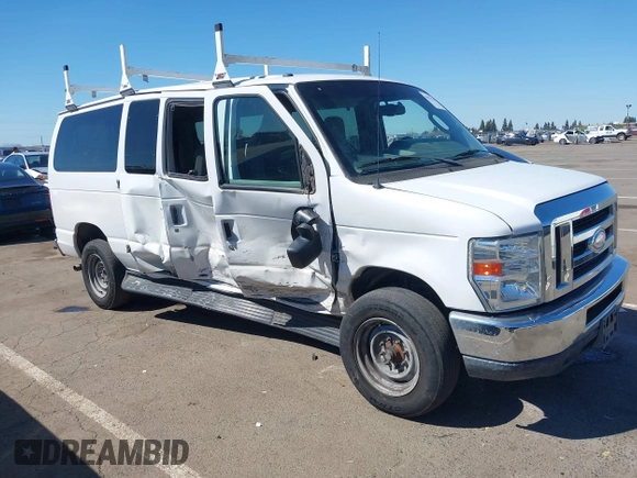 2014 Ford Econoline Passenger XL with VIN 1FBNE3BL7EDA37146, listed as a IAAI auction lot 41871526 with 139,387 mi miles. Bid and sale history available at carsss.com. Image 1.
