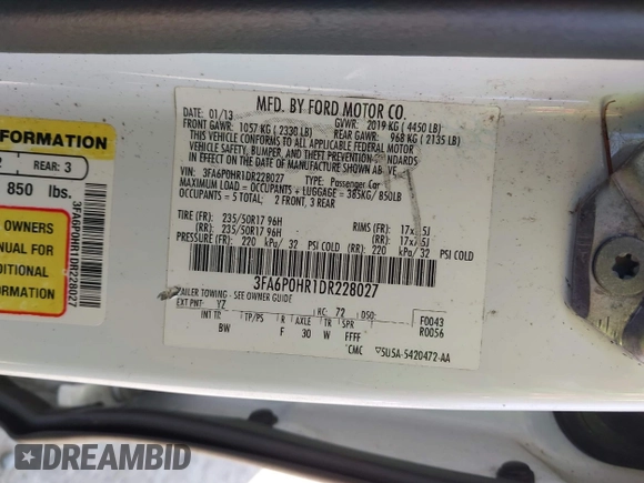 2013 Ford Fusion SE with VIN 3FA6P0HR1DR228027, listed as a IAAI auction lot 42126141 with 170,353 mi miles. Bid and sale history available at carsss.com. Image 9.