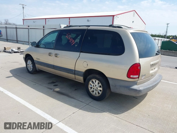 1999 Plymouth Voyager Grand SE z VIN 1P4GP44G0XB613853, wystawiony jako IAAI lot #42064199 z przebiegiem 175 050 mil mil oraz . Historia ofert i sprzedaży dostępna na DreamBid. Obrazek 3.