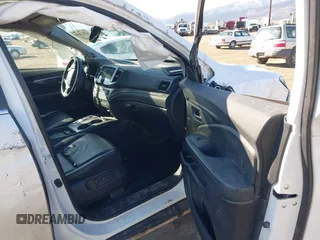 2020 Honda Ridgeline RTL with VIN 5FPYK3F50LB028430, listed as a IAAI auction lot 42033090 with Not provided miles and . Bid and sale history available at DreamBid. Image 5.