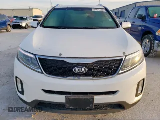 2014 Kia Sorento EX with VIN 5XYKU4A76EG431864, listed as a Copart auction lot 50921135 with 151,620 mi miles and Clean Title. Bid and sale history available at carsss.com. Image 5.