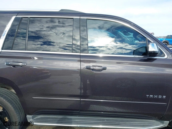 2015 Chevrolet Tahoe LTZ with VIN 1GNSCCKC8FR617540, listed as a IAAI auction lot 41356342 with 118,268 mi miles. Bid and sale history available at carsss.com. Image 13.