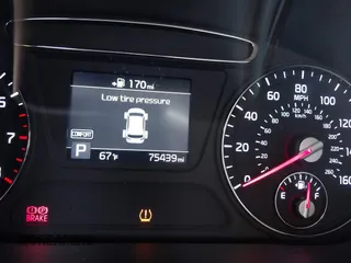 2019 Kia Sorento L with VIN 5XYPG4A30KG465482, listed as a IAAI auction lot 41811451 with 75,439 mi miles. Bid and sale history available at carsss.com. Image 16.