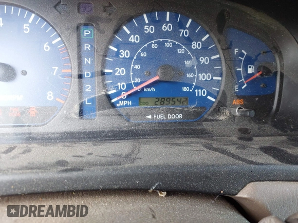 2001 Toyota Sienna LE with VIN 4T3ZF13C91U350273, listed as a IAAI auction lot 41880749 with 289,542 mi miles. Bid and sale history available at carsss.com. Image 7.