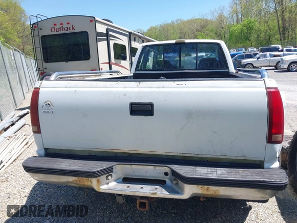1991 GMC Sierra 1500 with VIN 2GTHC39N2M1512024, listed as a IAAI auction lot 42133143 with 216,701 mi miles and . Bid and sale history available at DreamBid. Image 16.