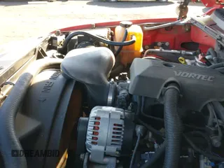 2000 Chevrolet Tahoe LS z VIN 1GNEC13T0YJ108110, wystawiony jako IAAI lot #42003001 z przebiegiem 216 803 mil mil oraz . Historia ofert i sprzedaży dostępna na DreamBid. Obrazek 12.