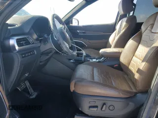 2021 Kia Telluride SX with VIN 5XYP5DHC4MG186986, listed as a Copart auction lot 47409435 with 10,887 mi miles and Salvage title. Bid and sale history available at DreamBid. Image 7.