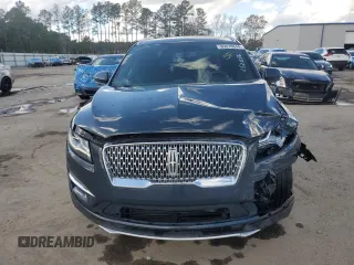 2019 Lincoln MKC Select with VIN 5LMCJ2C93KUL52056, listed as a Copart auction lot 85078844 with 68,863 mi miles and Salvage title. Bid and sale history available at DreamBid. Image 5.