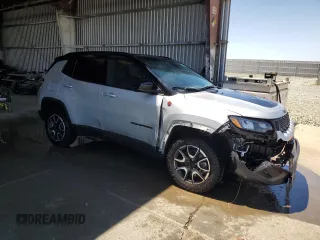 2024 Jeep Compass Trailhawk with VIN 3C4NJDDN2RT144990, listed as a Copart auction lot 63287855 with 37,665 mi miles and Clean title. Bid and sale history available at DreamBid. Image 4.