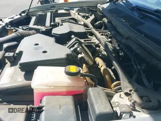 2006 Toyota Highlander Limited with VIN JTEEW21A760033220, listed as a IAAI auction lot 43531535 with 205,060 mi miles and . Bid and sale history available at DreamBid. Image 12.