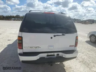 2004 GMC Yukon XL Denali with VIN 1GKFK66U84J258384, listed as a Copart auction lot 76179964 with 0 mi miles and Salvage Title. Bid and sale history available at carsss.com. Image 6.