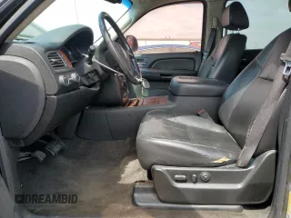 2007 Chevrolet Avalanche 3LT z VIN 3GNFK12307G322099, wystawiony jako Copart lot #57363775 z przebiegiem 249 515 mil mil oraz Czysty tytuł • Clean title. Historia ofert i sprzedaży dostępna na DreamBid. Obrazek 7.
