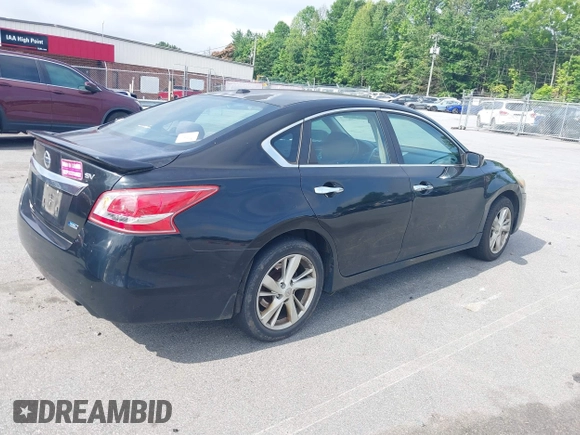 2013 Nissan Altima SV with VIN 1N4AL3AP4DN454422, listed as a IAAI auction lot 42530501 with 245,914 mi miles and . Bid and sale history available at DreamBid. Image 4.