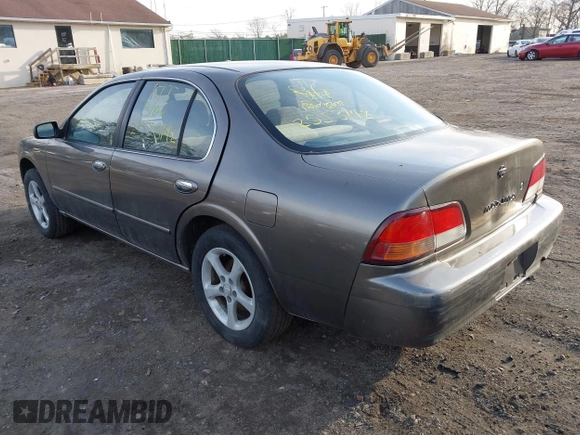1999 Nissan Maxima GXE с VIN JN1CA21D5XT224092, выставлен на аукционе IAAI как лот 41895314 с пробегом Не указан миль и . История ставок и продаж доступна на DreamBid. Изображение 3.