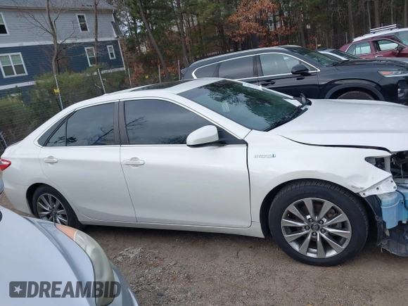 2017 Toyota Camry Hybrid LE with VIN 4T1BD1FK4HU204747, listed as a IAAI auction lot 41361540 with 124,746 mi miles. Bid and sale history available at carsss.com. Image 13.