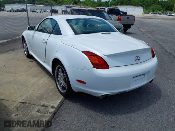 2005 Lexus SC with VIN JTHFN48Y750066841, listed as a IAAI auction lot 42146165 with 129,193 mi miles. Bid and sale history available at carsss.com. Image 3.
