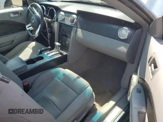 2007 Ford Mustang Deluxe with VIN 1ZVHT80N275327594, listed as a Copart auction lot 58373975 with 123,031 mi miles and Salvage title. Bid and sale history available at DreamBid. Image 8.