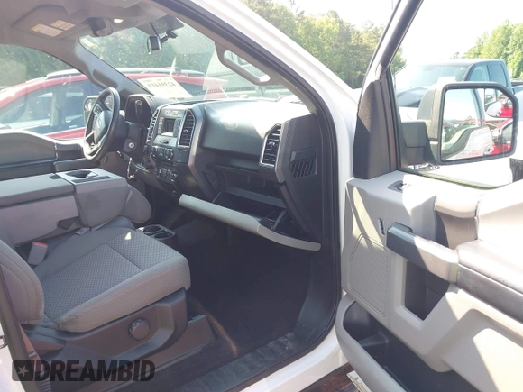 2016 Ford F-150 XLT z VIN 1FTEW1EP2GFC80849, wystawiony jako IAAI lot #42393419 z przebiegiem 104 799 mil mil oraz . Historia ofert i sprzedaży dostępna na DreamBid. Obrazek 5.