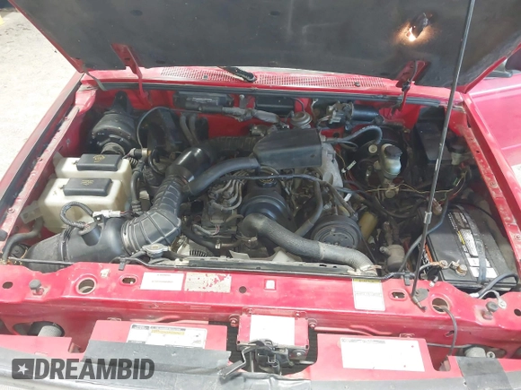 1996 Ford Ranger XL z VIN 1FTCR10A8TPB46028, wystawiony jako IAAI lot #42477552 z przebiegiem 219 635 mil mil oraz . Historia ofert i sprzedaży dostępna na DreamBid. Obrazek 10.