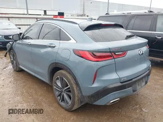 2023 Infiniti QX55 Luxe z VIN 3PCAJ5JRXPF109797, wystawiony jako IAAI lot #41455665 z przebiegiem 31 561 mil mil oraz . Historia ofert i sprzedaży dostępna na DreamBid. Obrazek 3.