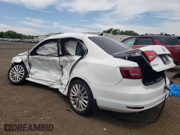 2015 Volkswagen Jetta SE with VIN 3VWD17AJ0FM326205, listed as a Copart auction lot 61358115 with Not provided miles and Salvage title. Bid and sale history available at DreamBid. Image 2.