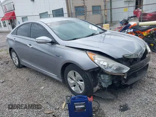 2014 Hyundai Sonata Limited with VIN KMHEC4A48EA116629, listed as a IAAI auction lot 42070212 with 95,295 mi miles and . Bid and sale history available at carsss.com. Image 1.