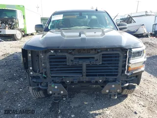 2018 Chevrolet Silverado 1500 LT with VIN 1GCVKREC4JZ159477, listed as a IAAI auction lot 41941311 with 1 mi miles. Bid and sale history available at carsss.com. Image 12.